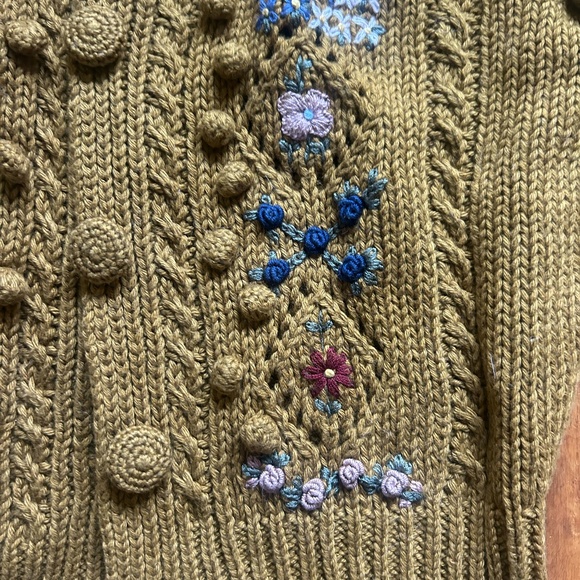 DOEN CARDIGAN SWEATER - Picture 3 of 8